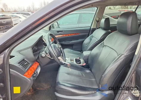 2011 Subaru Outback 2.5I Limited из США, поврежденный, VIN 4S4BRCKC8B3438060